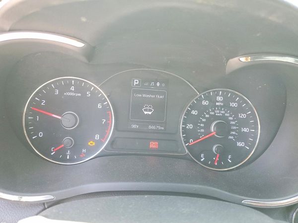 2017 KIA FORTE5 LX