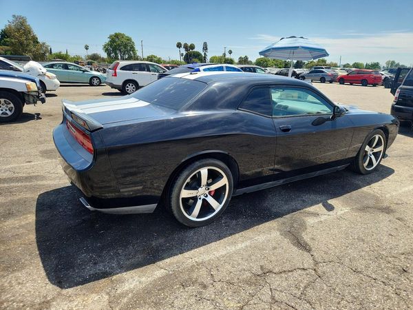 2013 DODGE CHALLENGER SRT8
