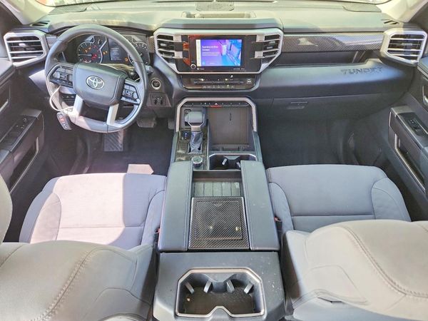 2023 TOYOTA TUNDRA SR5