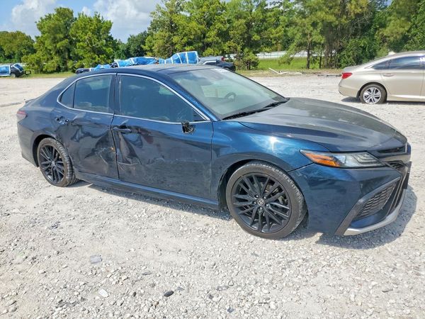2021 TOYOTA CAMRY XSE — Passenger 3/4