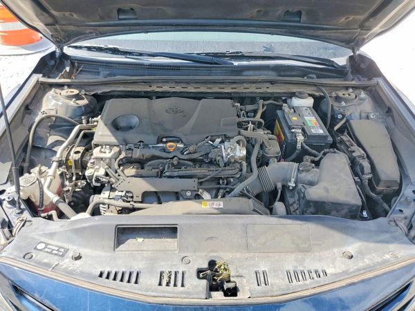 2021 TOYOTA CAMRY XSE — Engine bay