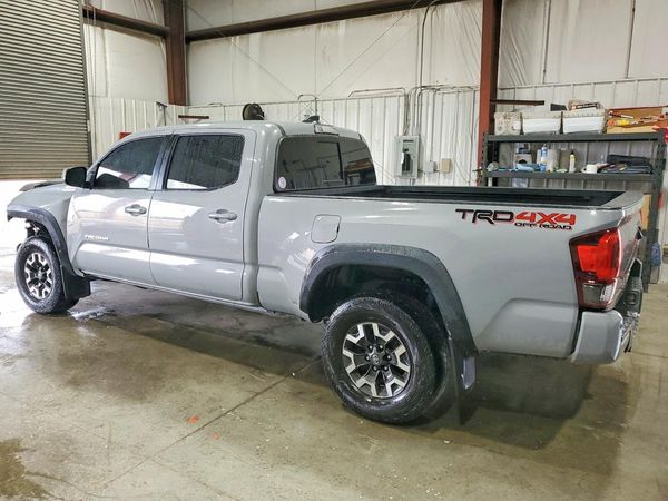 2018 TOYOTA TACOMA