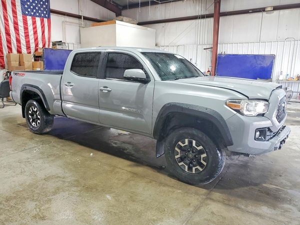 2018 TOYOTA TACOMA
