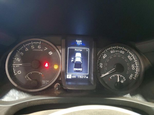 2018 TOYOTA TACOMA