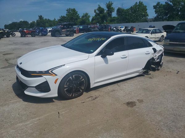 2021 KIA K5