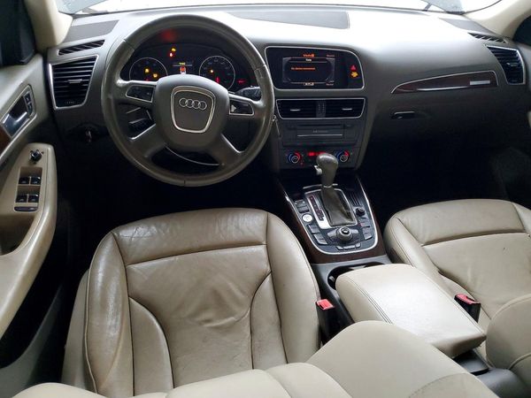 2012 AUDI Q5 Premium Plus