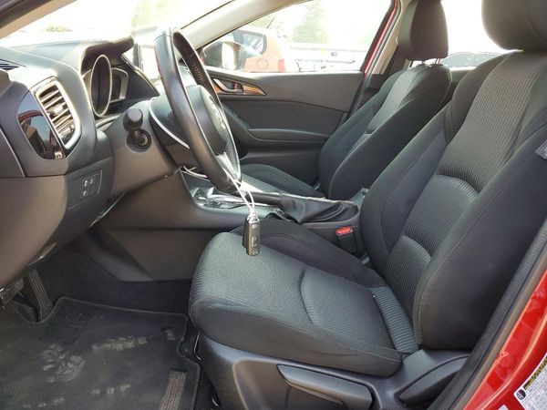 2015 MAZDA 3 Touring/GS