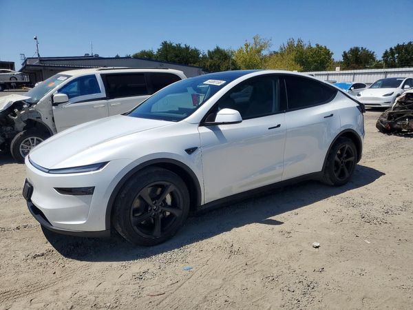 2026 TESLA MODEL Y