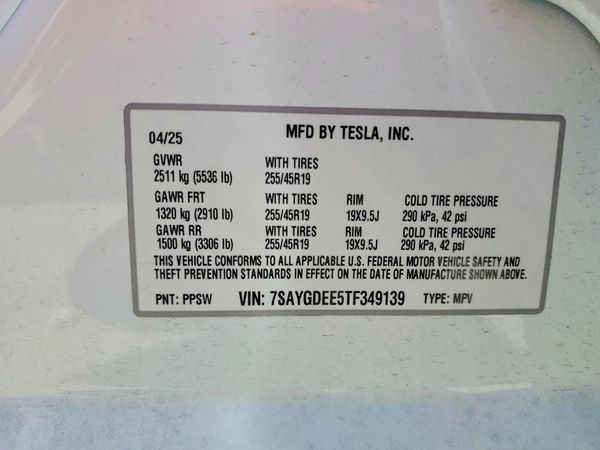 2026 TESLA MODEL Y