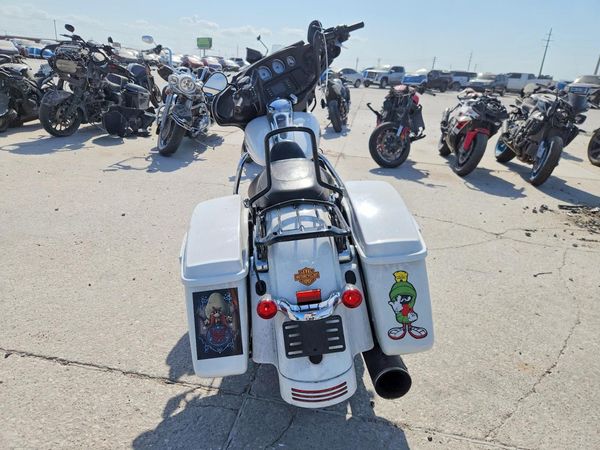 2016 HARLEY-DAVIDSON FLHX