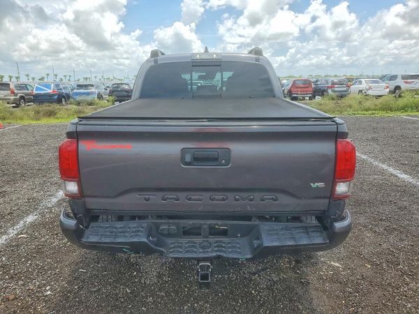 2022 TOYOTA TACOMA SR5