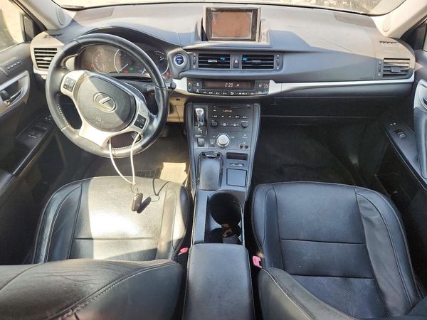 2012 LEXUS CT 200h