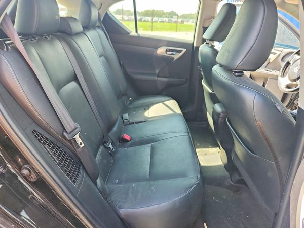 2012 LEXUS CT 200h