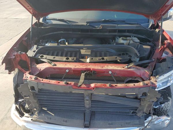 2023 CHEVROLET SILVERADO LTZ — Engine bay