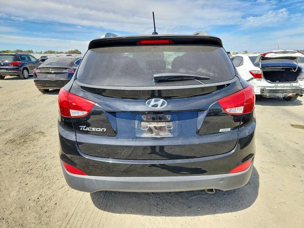 2015 HYUNDAI TUCSON GLS (Middle)