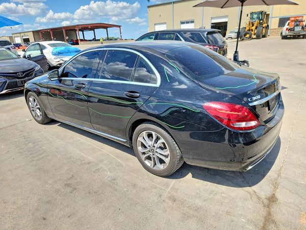2017 MERCEDES-BENZ C C300