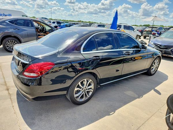 2017 MERCEDES-BENZ C C300