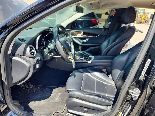 2017 MERCEDES-BENZ C C300