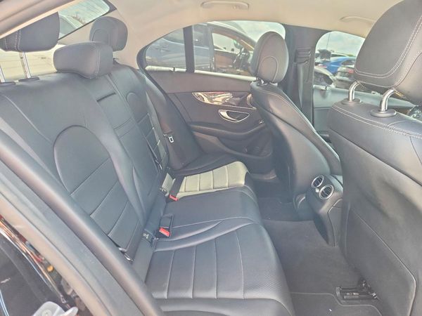2017 MERCEDES-BENZ C C300