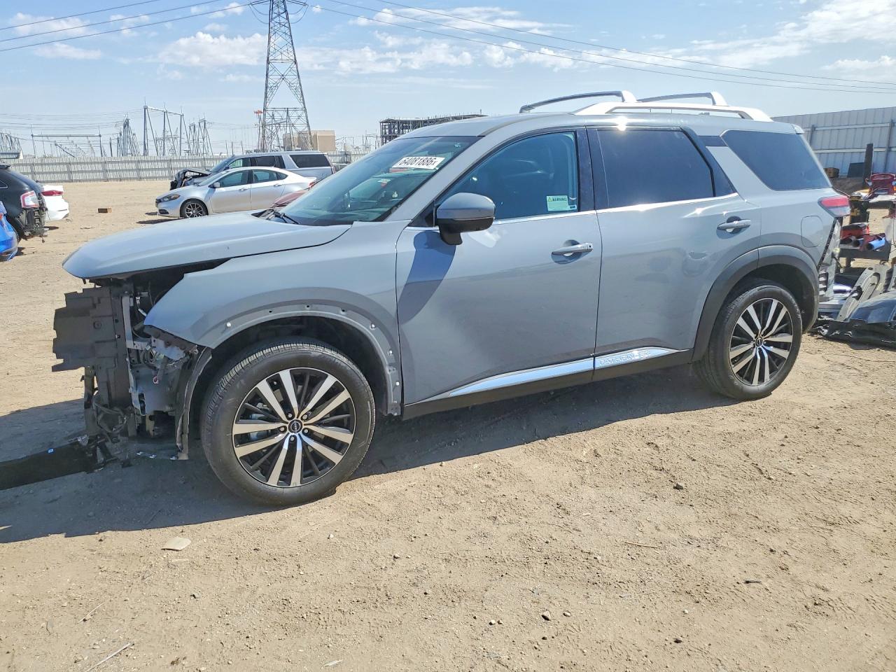 2025 NISSAN PATHFINDER Platinum