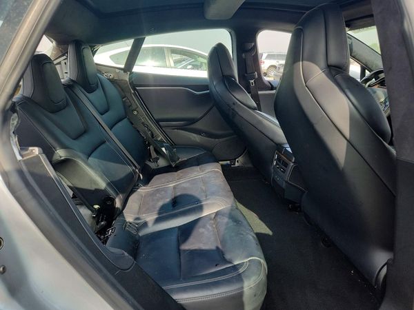 2018 TESLA MODEL S