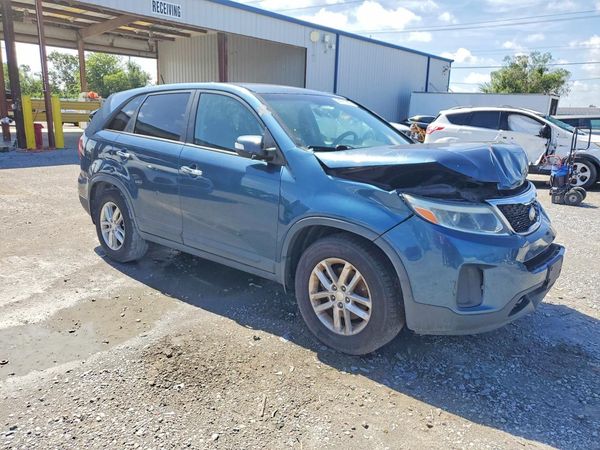 2014 KIA SORENTO Base/ LX