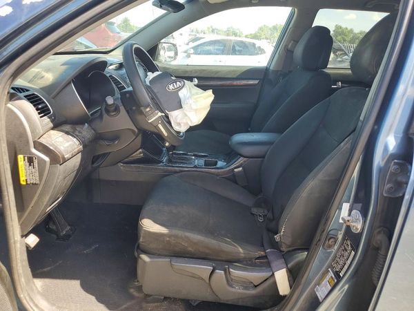 2014 KIA SORENTO Base/ LX