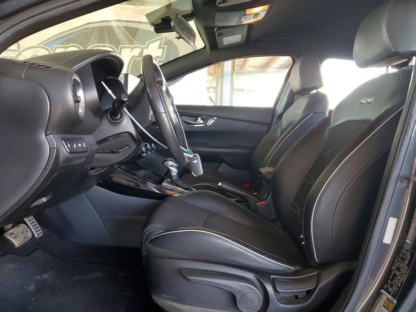 2020 KIA FORTE GT Line — DENT