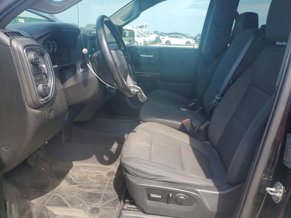 2019 CHEVROLET SILVERADO LT — DENT