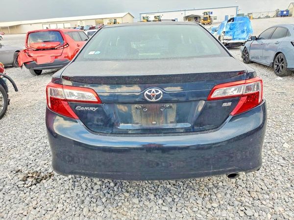 2012 TOYOTA CAMRY