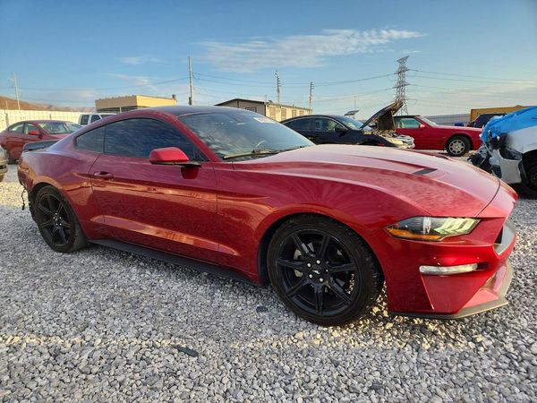 2019 FORD MUSTANG I4 Coupe — Passenger 3/4