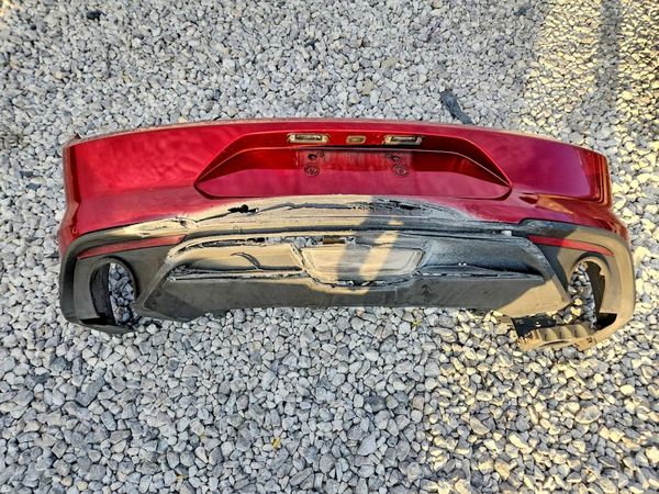 2019 FORD MUSTANG I4 Coupe — LOOS