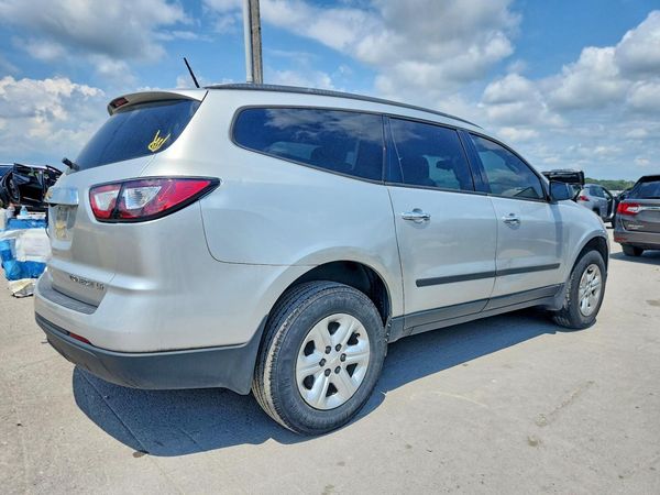 2016 CHEVROLET TRAVERSE LS