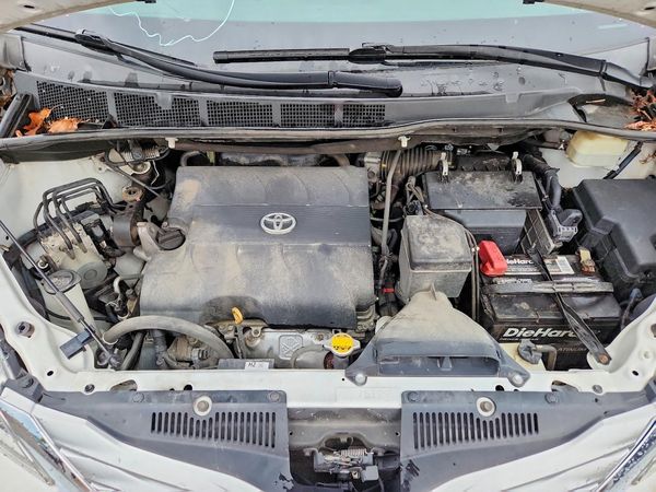 2016 TOYOTA SIENNA