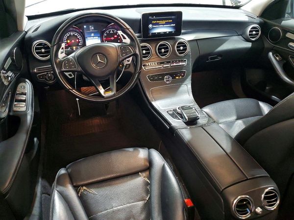 2016 MERCEDES-BENZ C C300