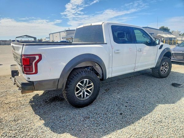 2018 FORD F150 Super Crew - Raptor