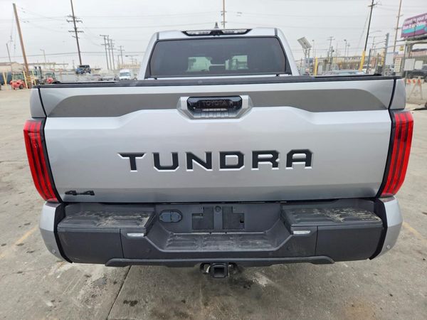 2025 TOYOTA TUNDRA