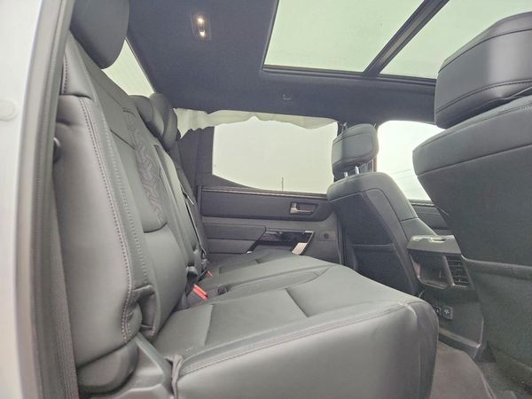 2025 TOYOTA TUNDRA