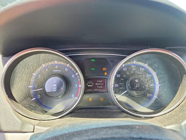 2014 HYUNDAI SONATA GLS/ GLS Popular