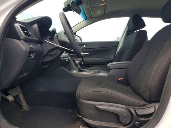 2019 KIA OPTIMA LX, S