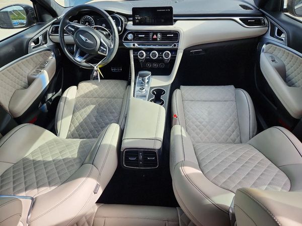 2023 GENESIS G70