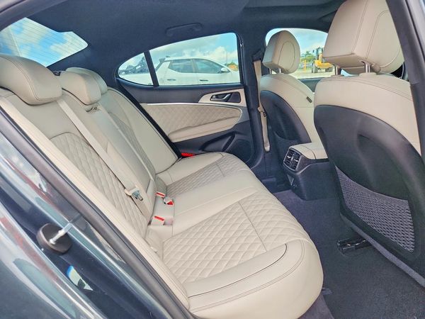 2023 GENESIS G70
