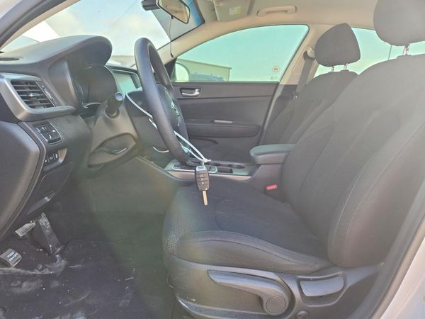 2019 KIA OPTIMA LX, S