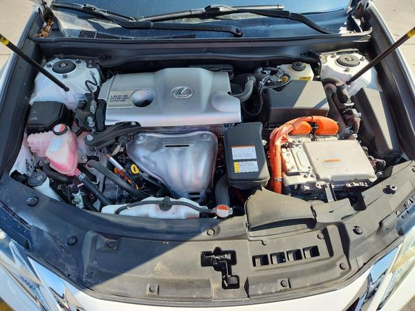 2016 LEXUS ES 300h