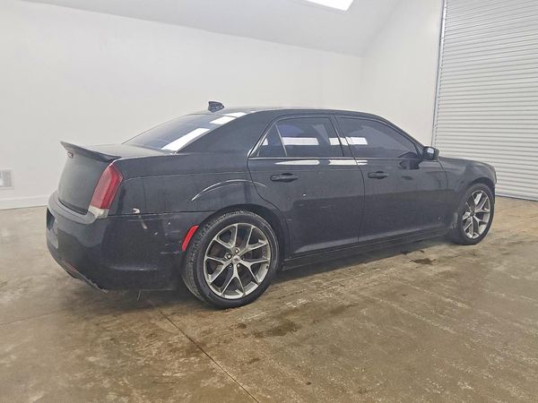 2019 CHRYSLER 300 300S