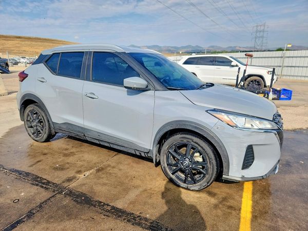 2023 NISSAN KICKS SV