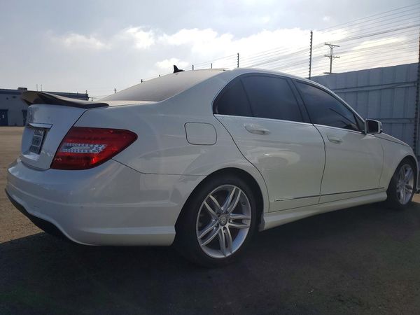 2012 MERCEDES-BENZ C C250
