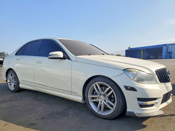 2012 MERCEDES-BENZ C C250