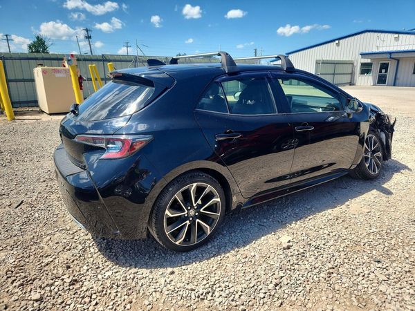 2020 TOYOTA COROLLA XSE MT