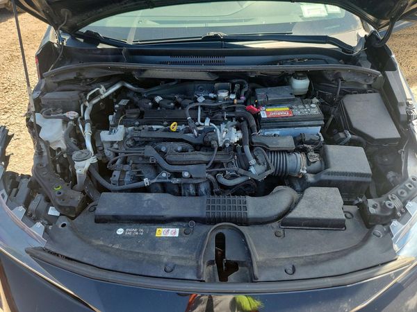 2020 TOYOTA COROLLA XSE MT